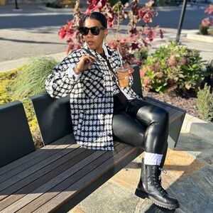 ✌💕Meet your Seller💕✌